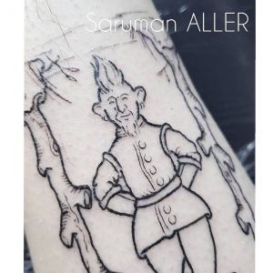 Tatuaje minimalista hombre