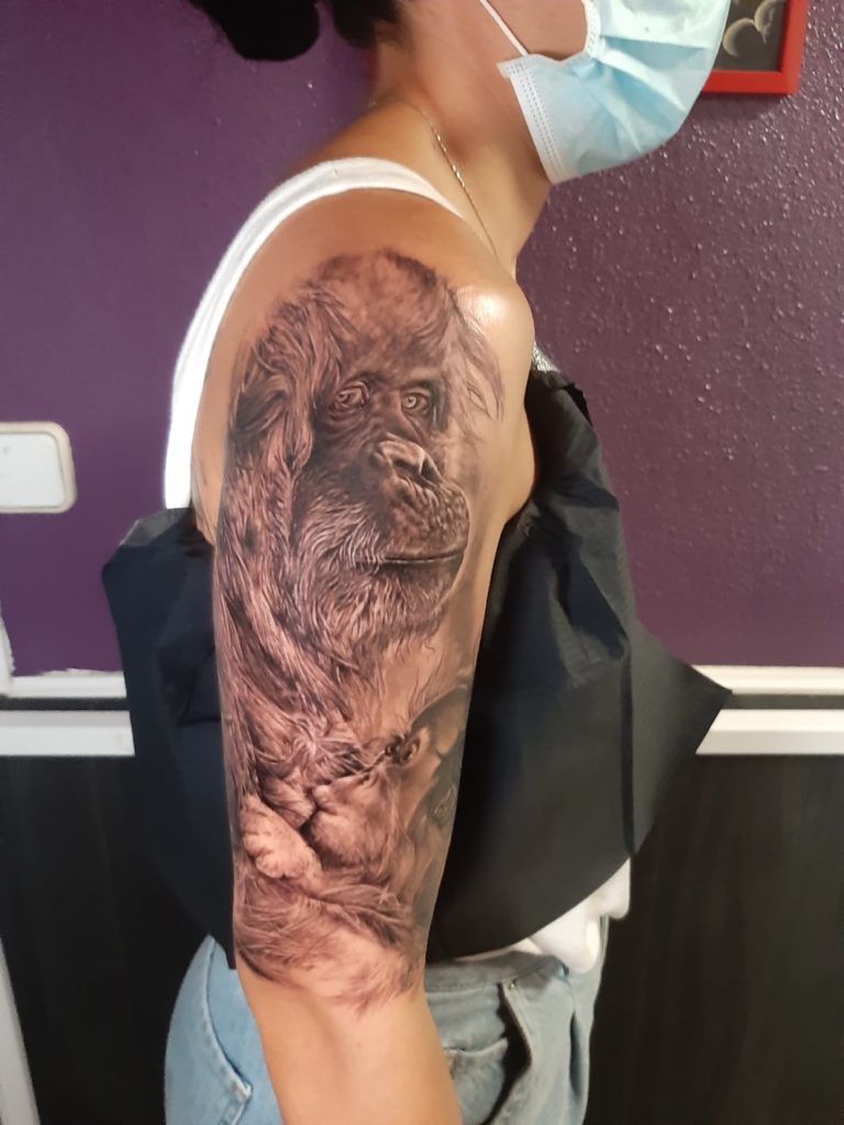 Orangutan realismo tattoo