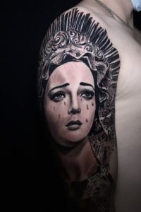 Virgen tattoo estilo realismo