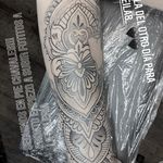 tatuaje blackwork brazo