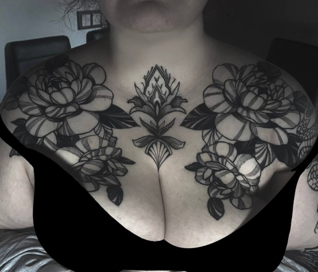 tatuaje blackwork mandala