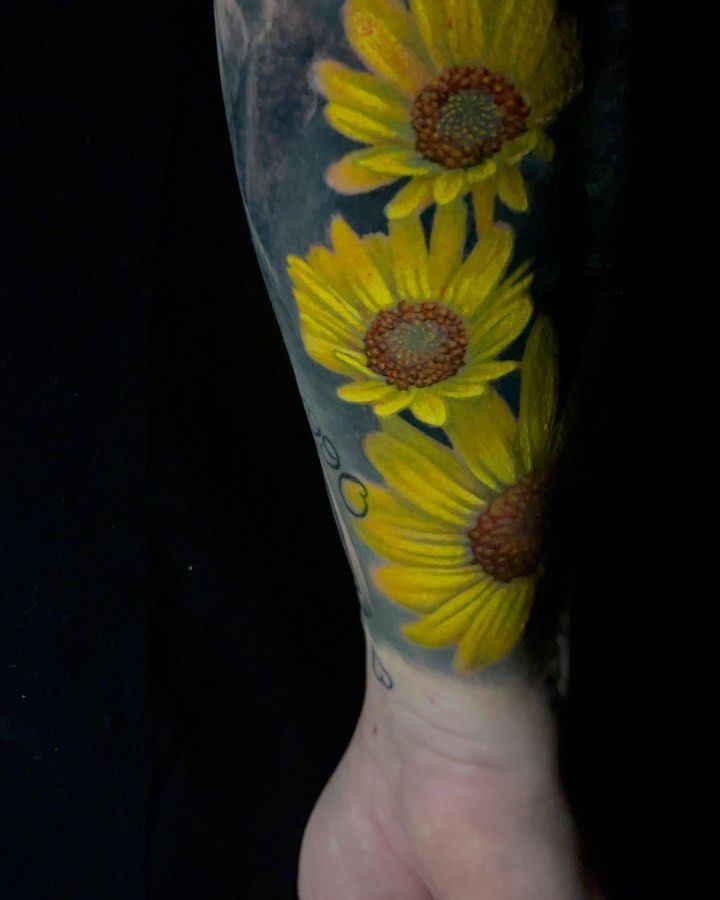 tatuajes de flores realistas