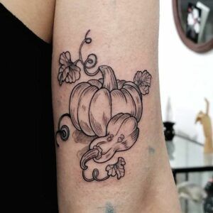 Calabaza, tatuaje linea fina