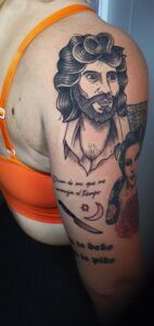 TATUAJES NEO TRADICIONAL en el brazo