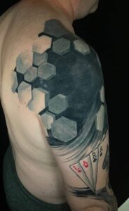 tatuaje rompecabezas estilo realista