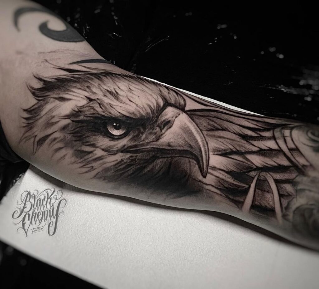 tatuaje-águila - Circe Tattoo