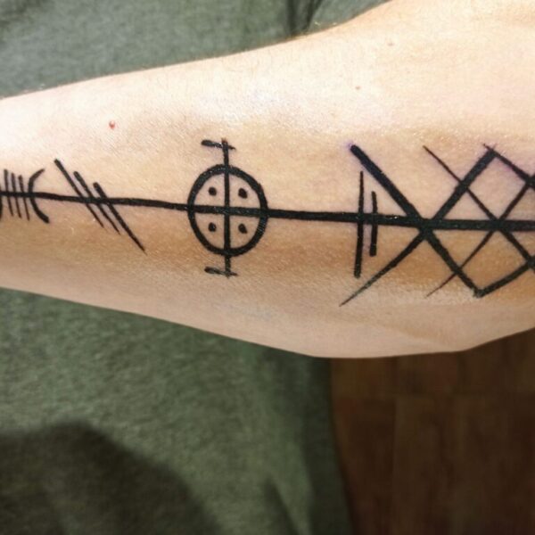 tatuajes de Runas tatuajes de Runas