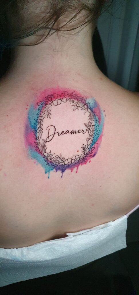 tatuaje watercolor dreamer