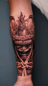 Tatuajes realistas, mascara de samuray
