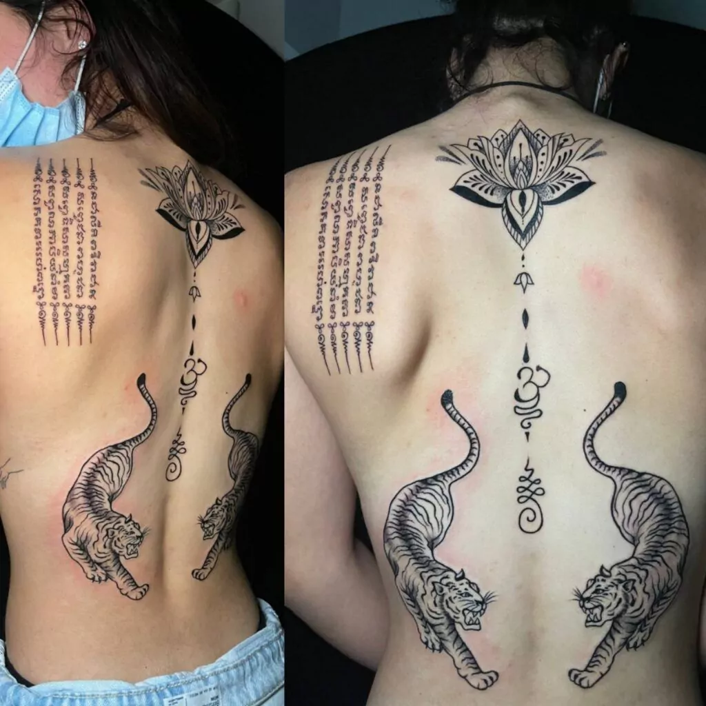 tatuajes 2 leones y la flor de la vida con líneas finas