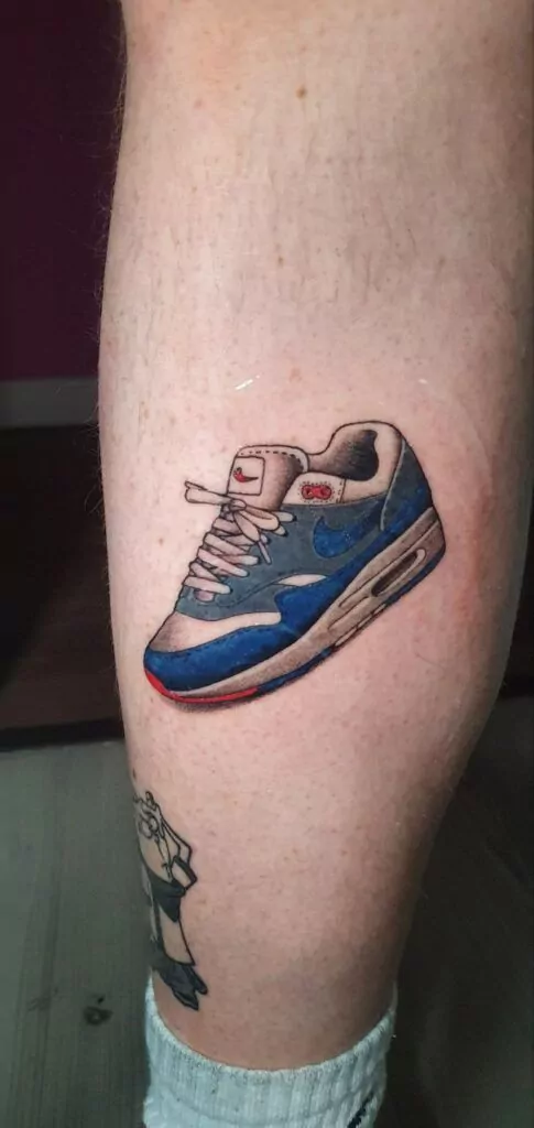 tatuaje zapatilla Nike tattoo