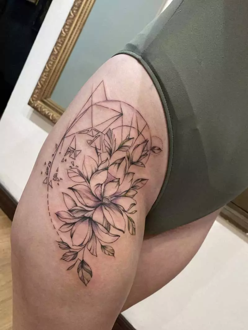 Tatuajes de línea fina en tendencia