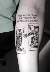 tatuaje blackwork lettering cartas