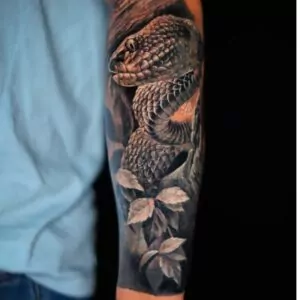 serpiente realista