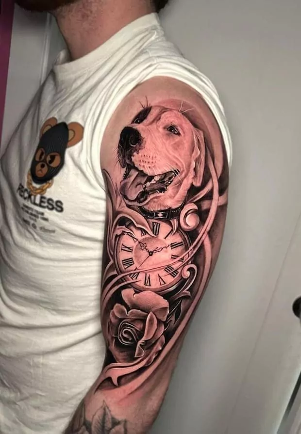 tatuaje realista perro